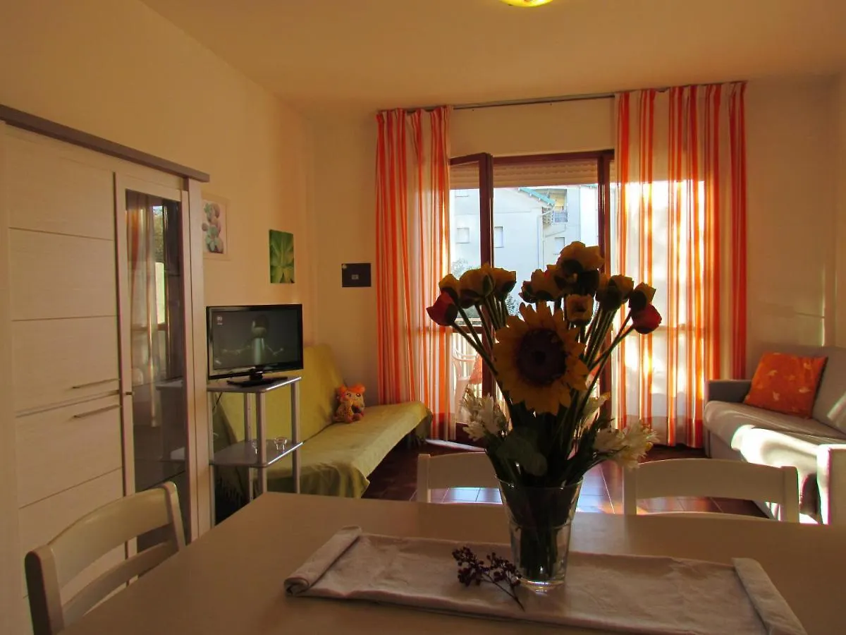 Bright Studio By The Beach - Beahost Bibione 0*,  Italy
